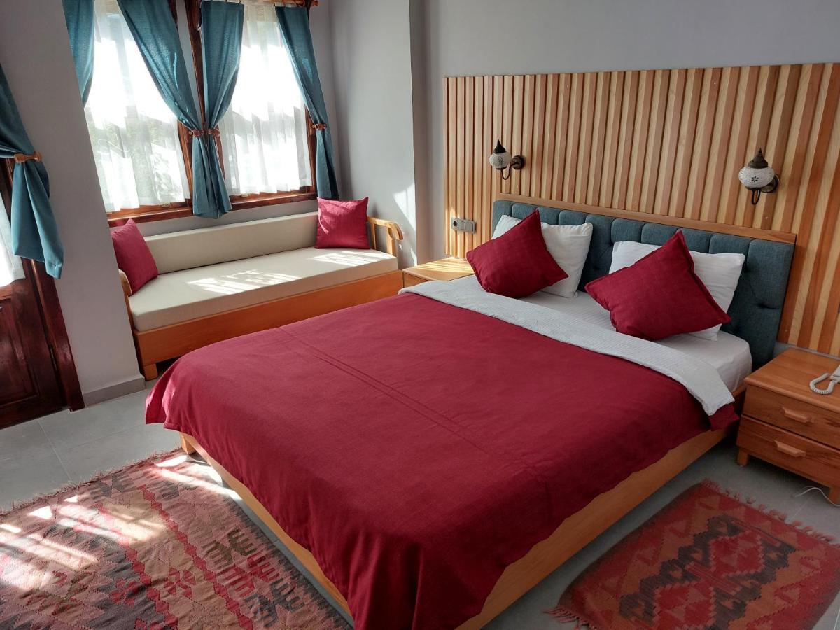 Nerissa Hotel Çıralı Buitenkant foto
